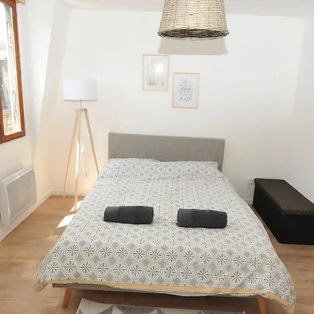 Vue Sur Les Toits, 35m2 Hyper Centre Honfleur